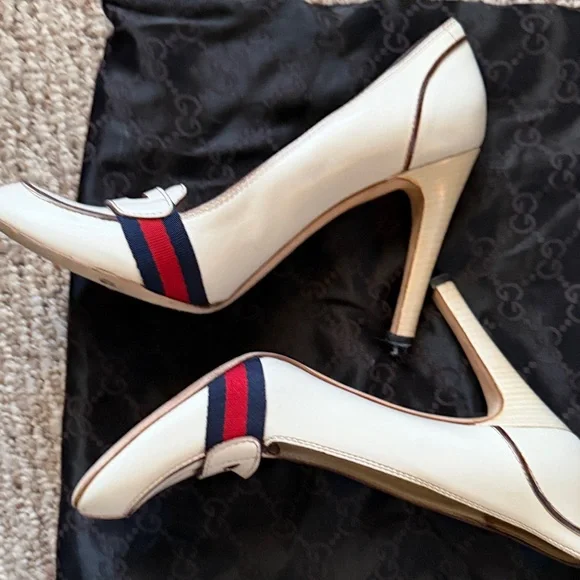 Gucci Women's White and Brown Leather Heels - Picture 3 of 6